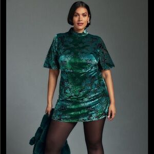 Anthropologie mock neck velvet- holiday dress 🎄